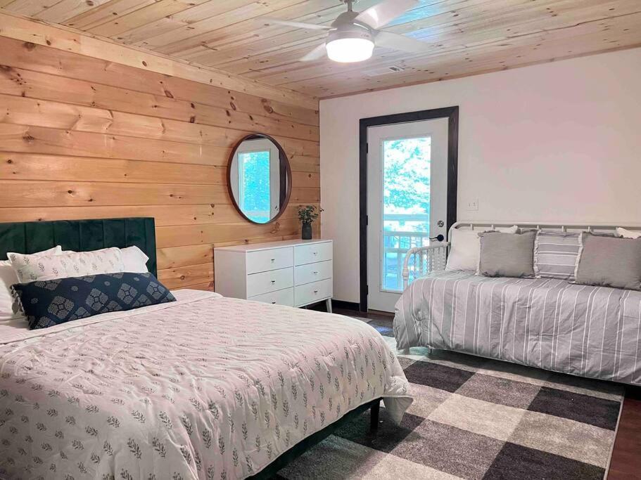 Close To Lake Blue Ridge, Hot Tub, Swing Beds Morganton Екстериор снимка